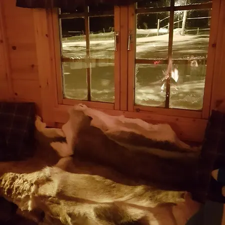 Arctic Farmhouse Stall Holtaas Farm stay *